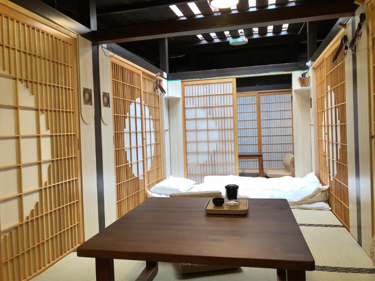 台甕茶室青年旅館 Tai-Wong Tatami Room Hostel Tainan Luaran gambar