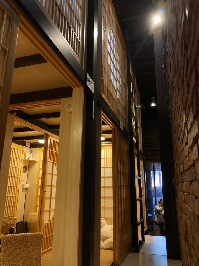 台甕茶室青年旅館 Tai-Wong Tatami Room Hostel Tainan Luaran gambar