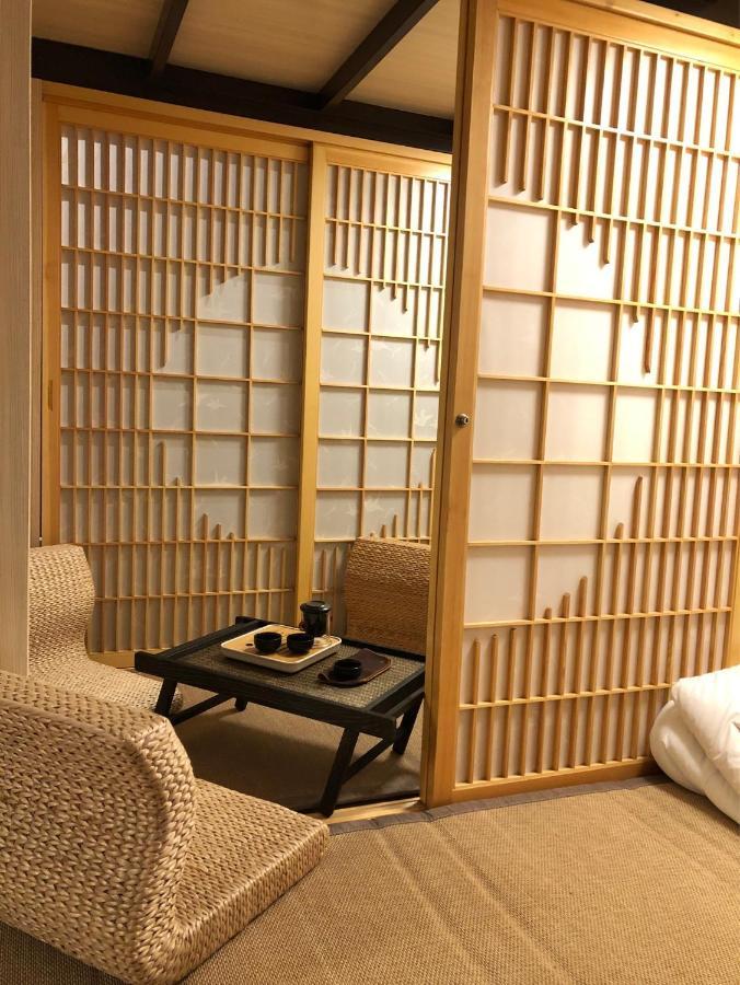 台甕茶室青年旅館 Tai-Wong Tatami Room Hostel Tainan Luaran gambar