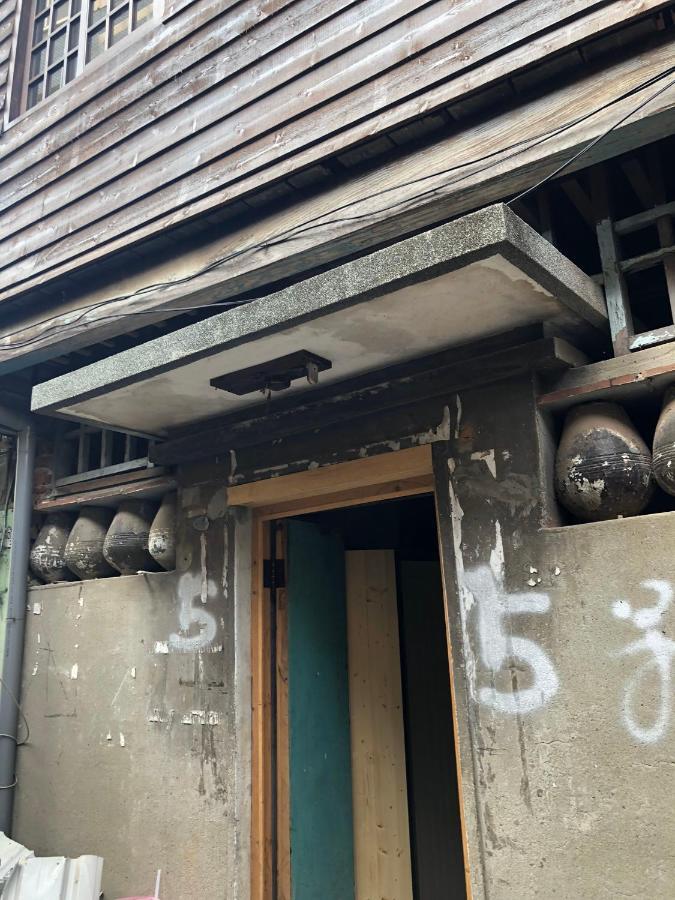 台甕茶室青年旅館 Tai-Wong Tatami Room Hostel Tainan Luaran gambar
